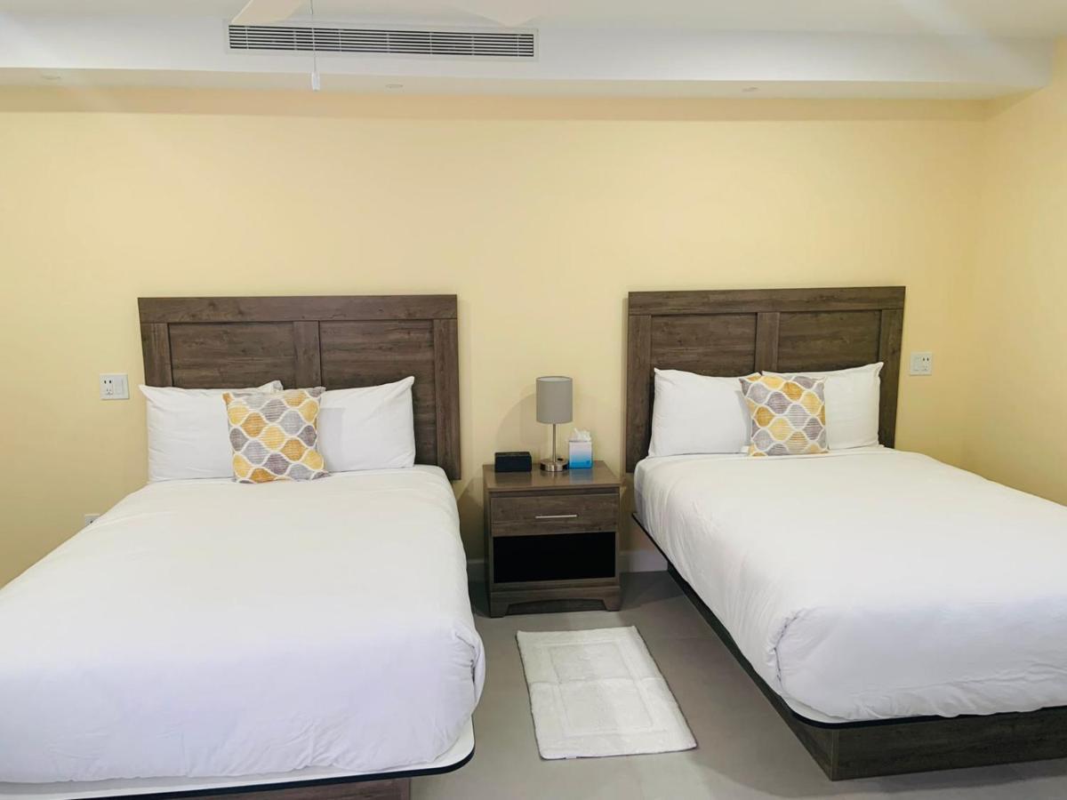 The New View Inn Road Town  Bagian luar foto
